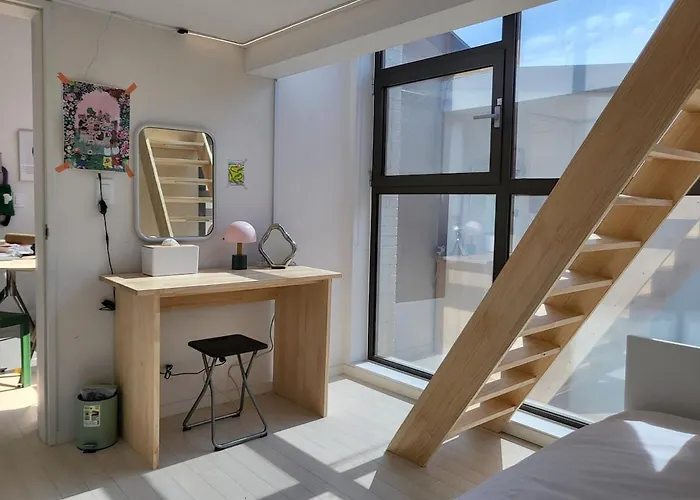 2 For 6, Young House Appartement *